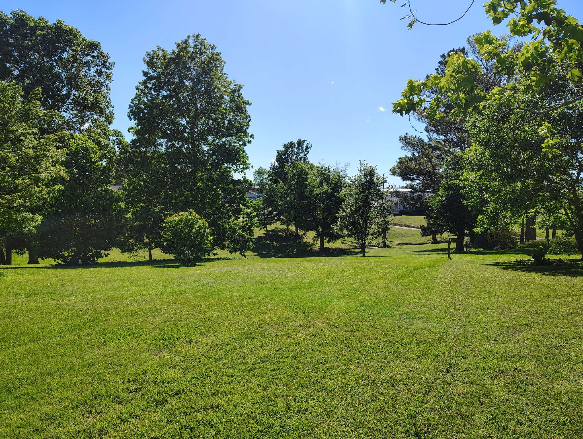 Lafayette, TN 37083,0 Short Street