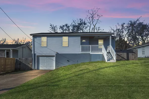 1016 Cheyenne Blvd,  Madison,  TN 37115