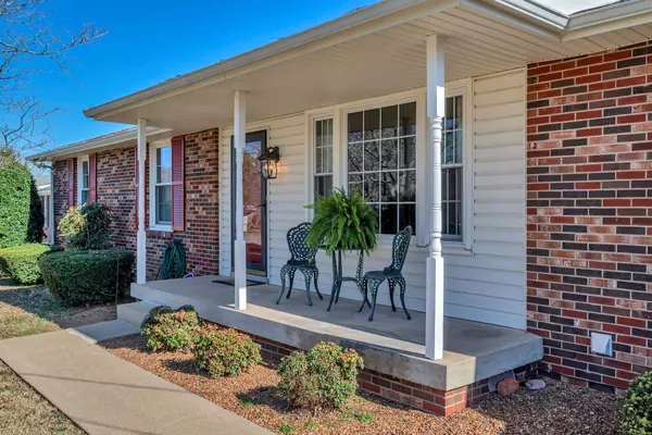 104 Homestead Dr, Hendersonville, TN 37075