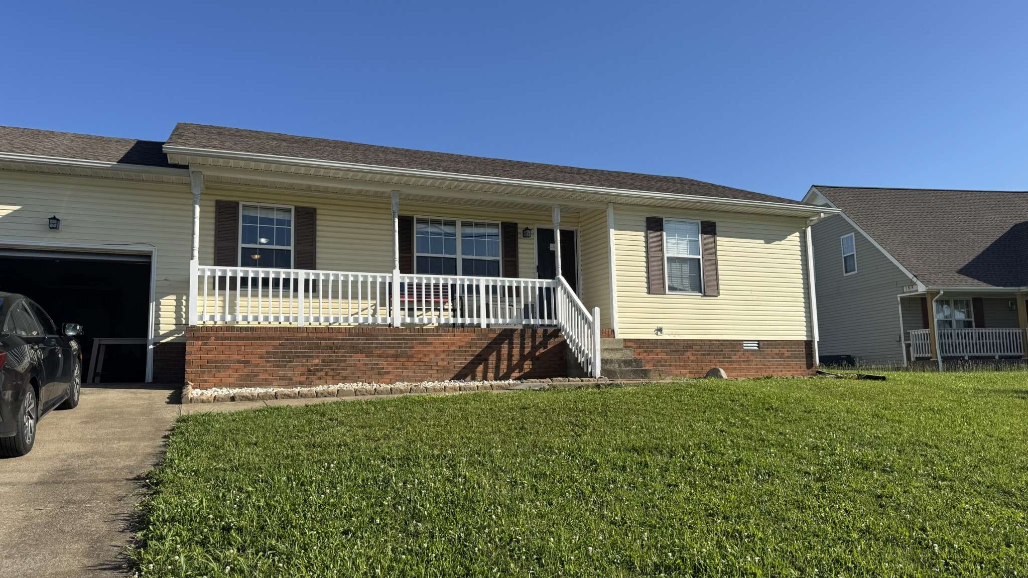 312 Pappy Dr, Oak Grove, KY 42262