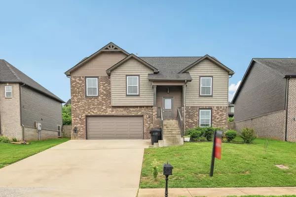 Clarksville, TN 37040,974 Bonellis Ln