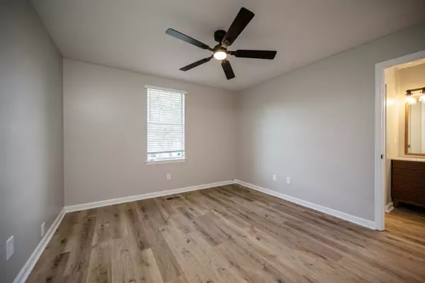 Hendersonville, TN 37075,106 Edgehill Ln