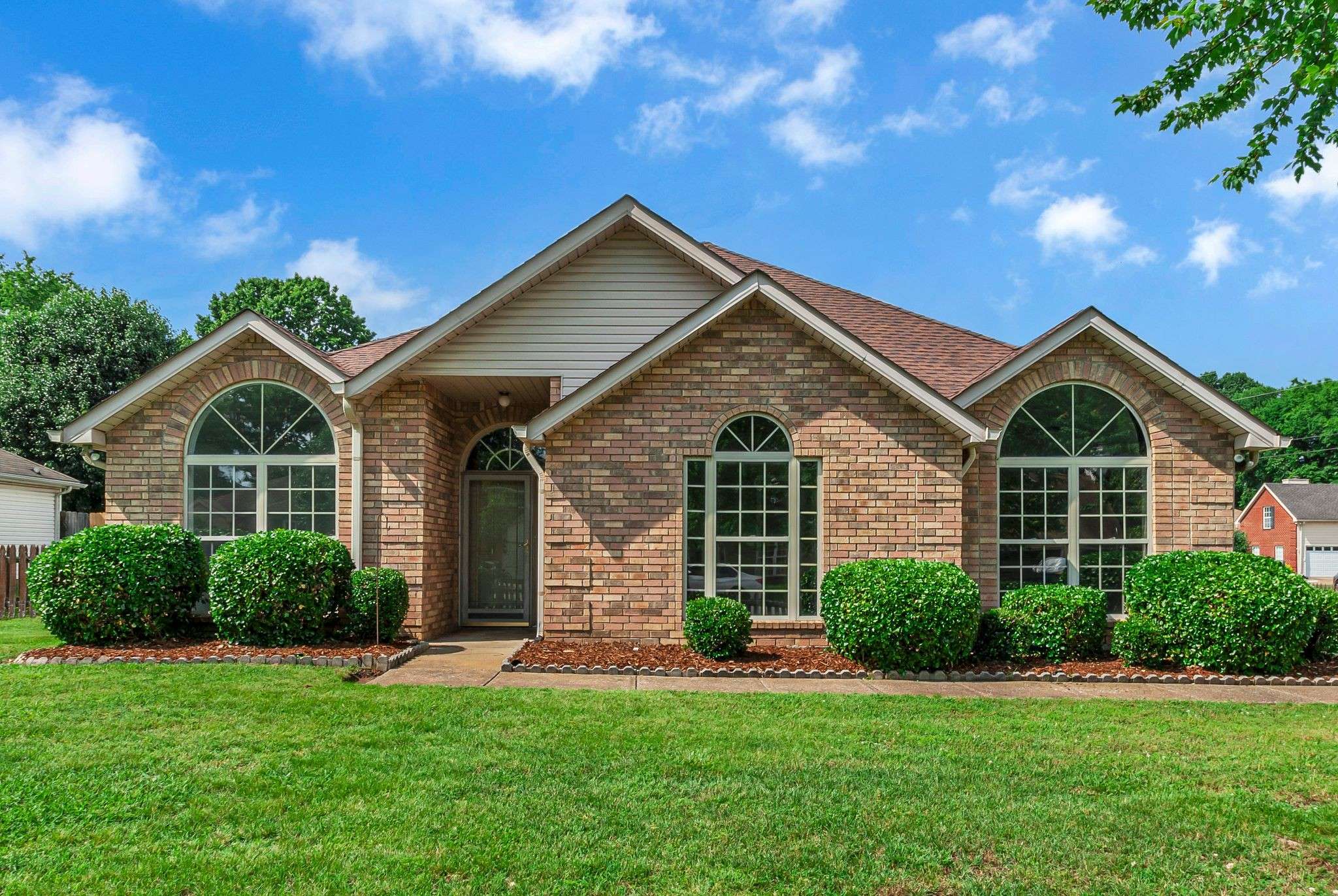 2240 Joann Dr, Spring Hill, TN 37174
