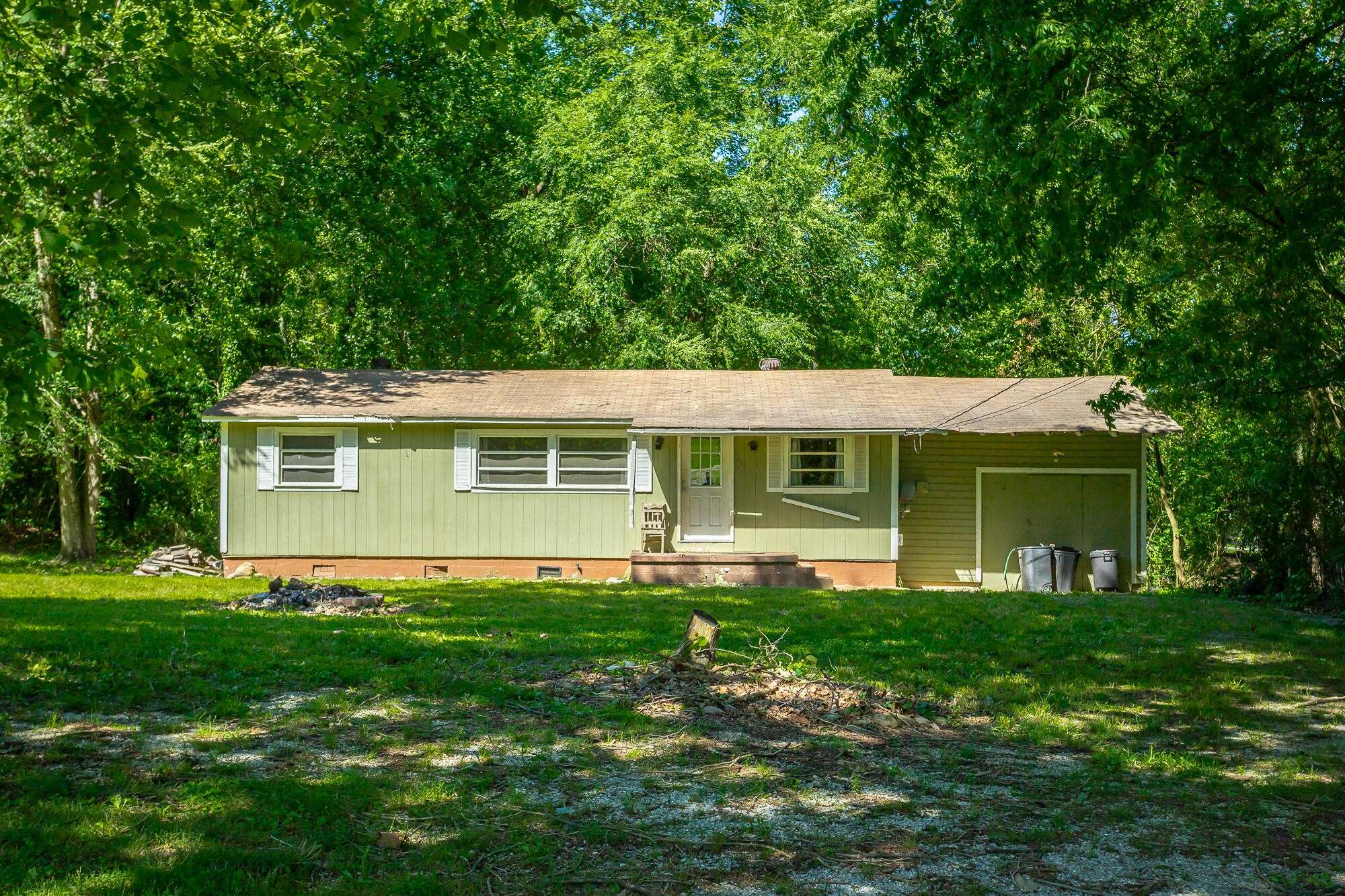 Soddy Daisy, TN 37379,117 Westbrook Avenue