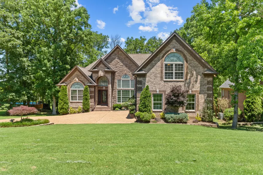 288 Page Dr, Mount Juliet, TN 37122