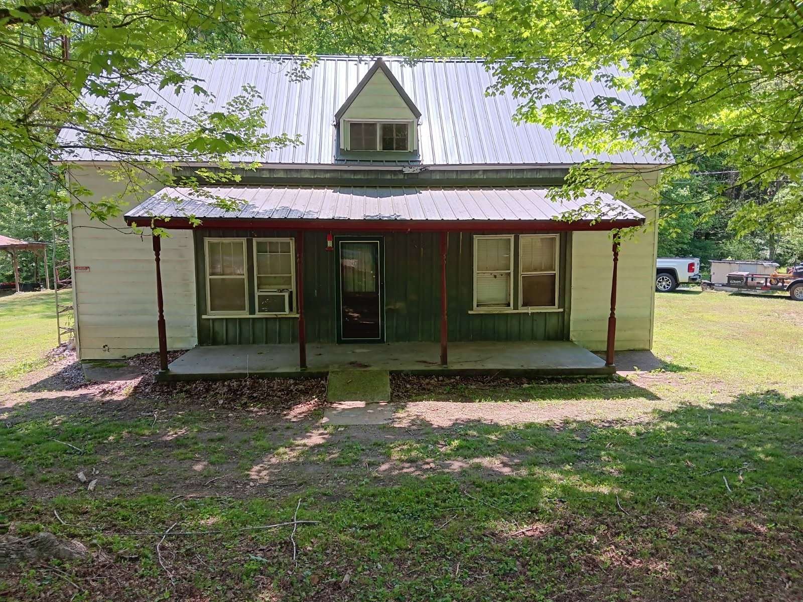 Lawrenceburg, TN 38464,2073 Choates Creek Rd