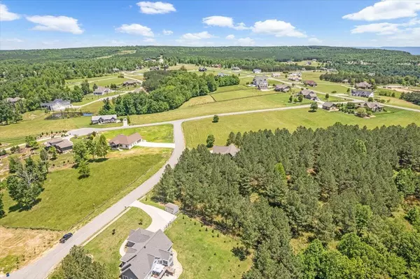 Jasper, TN 37347,0 Bobcat Trail