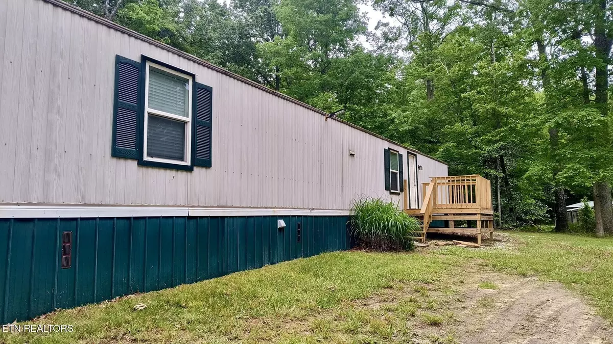 Jamestown, TN 38556,489 Trimmer Lane Lane