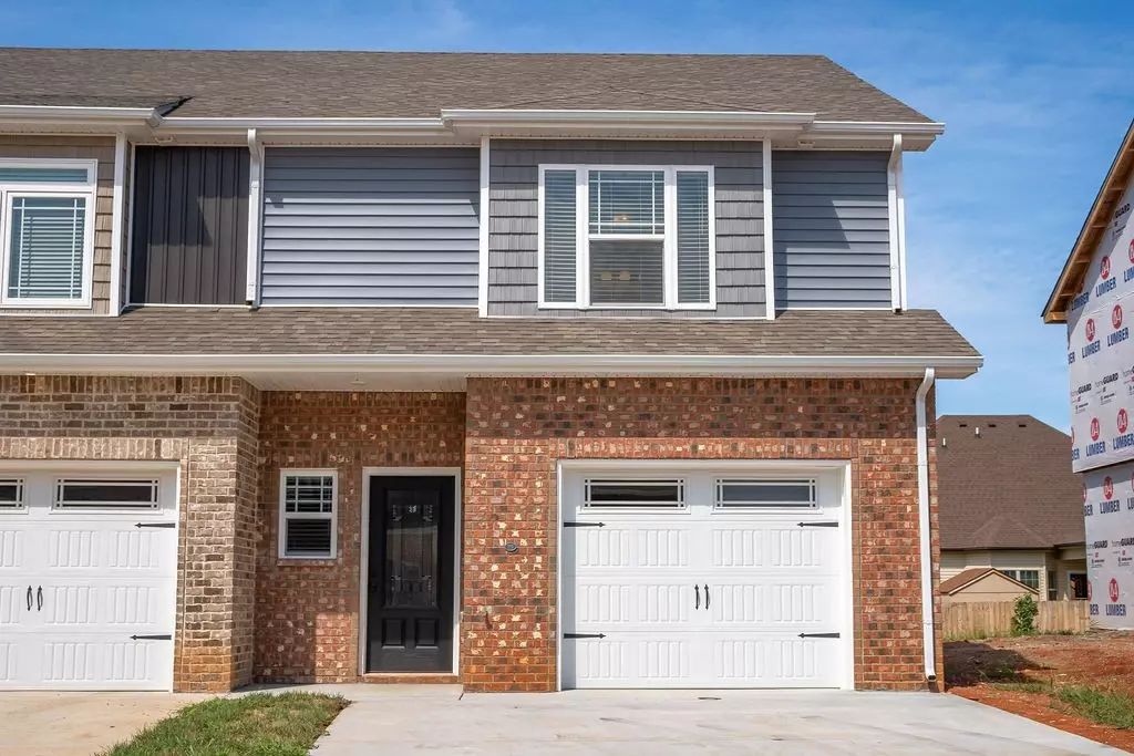 Clarksville, TN 37040,323 Fallow Cir