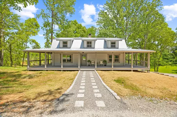 Celina, TN 38551,4221 New Hope Rd