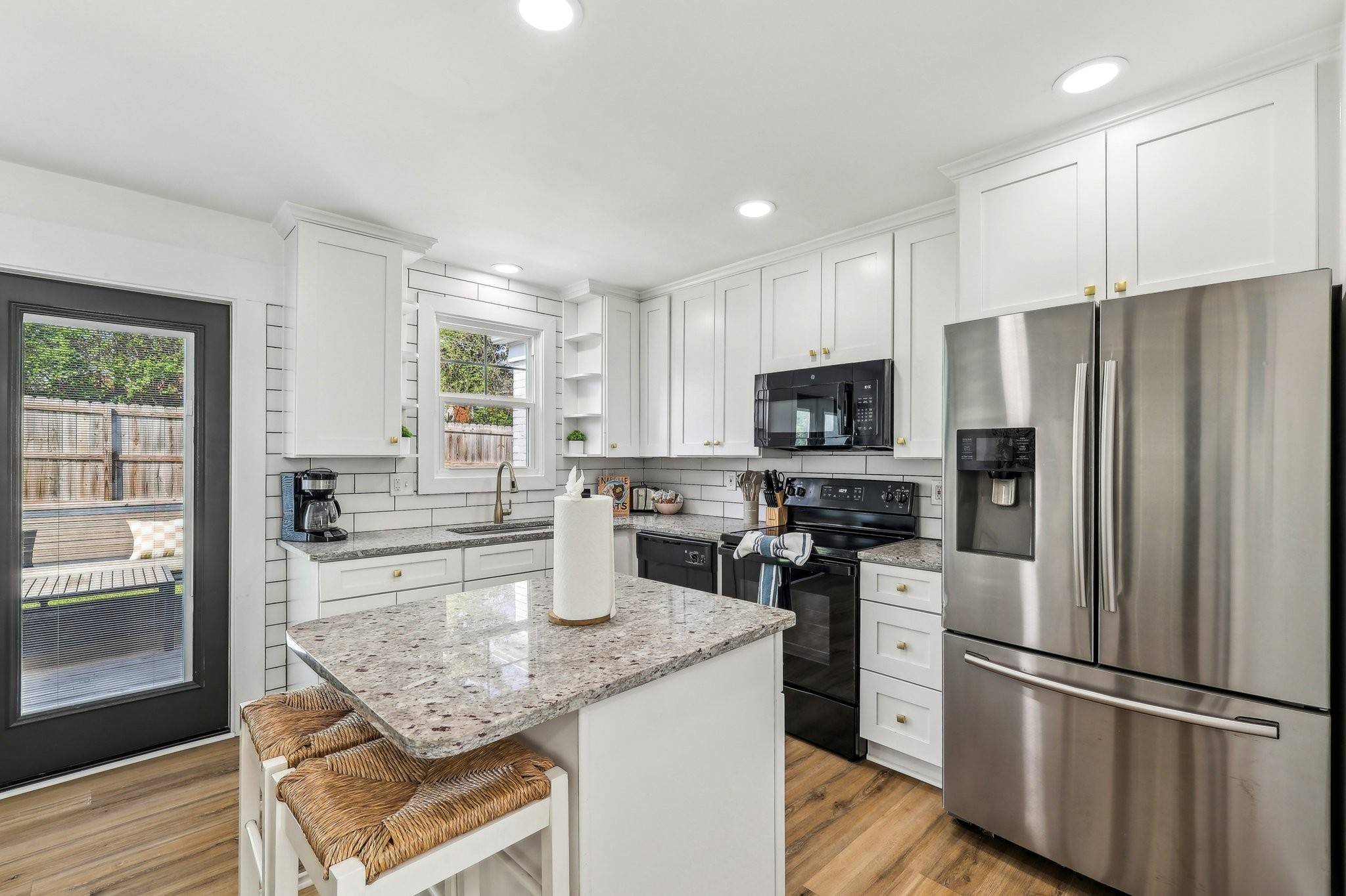 2503 Merry Oaks Dr, Nashville, TN 37214