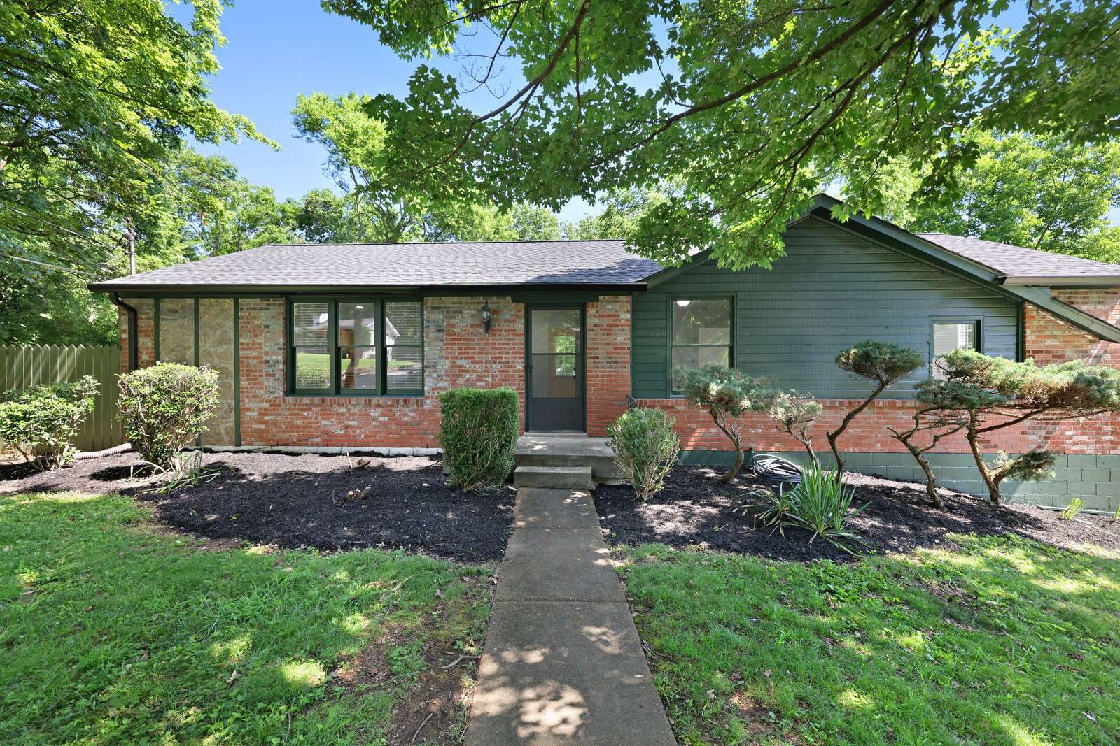 370 Blackman Rd, Nashville, TN 37211