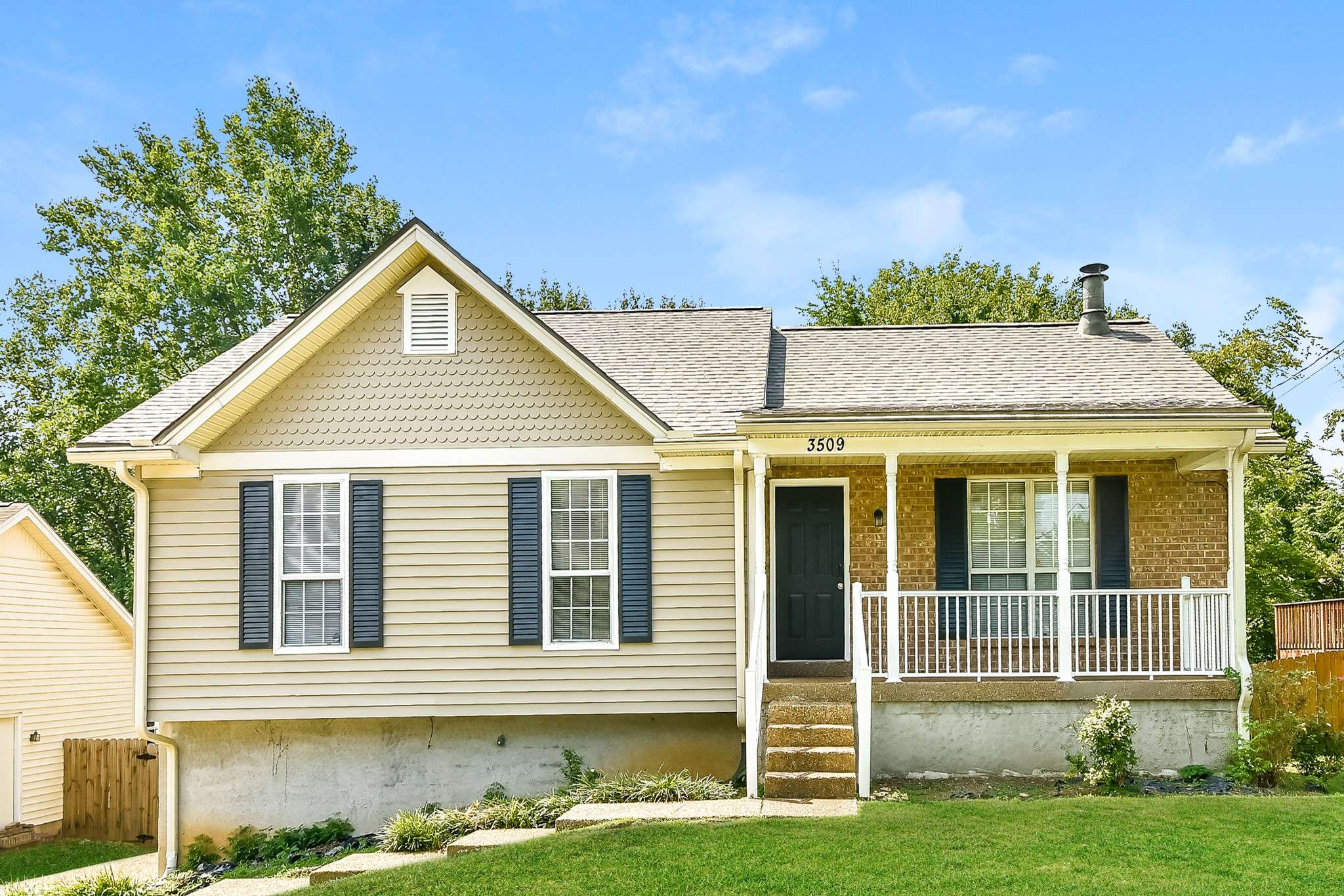 3509 Country Way Rd, Antioch, TN 37013