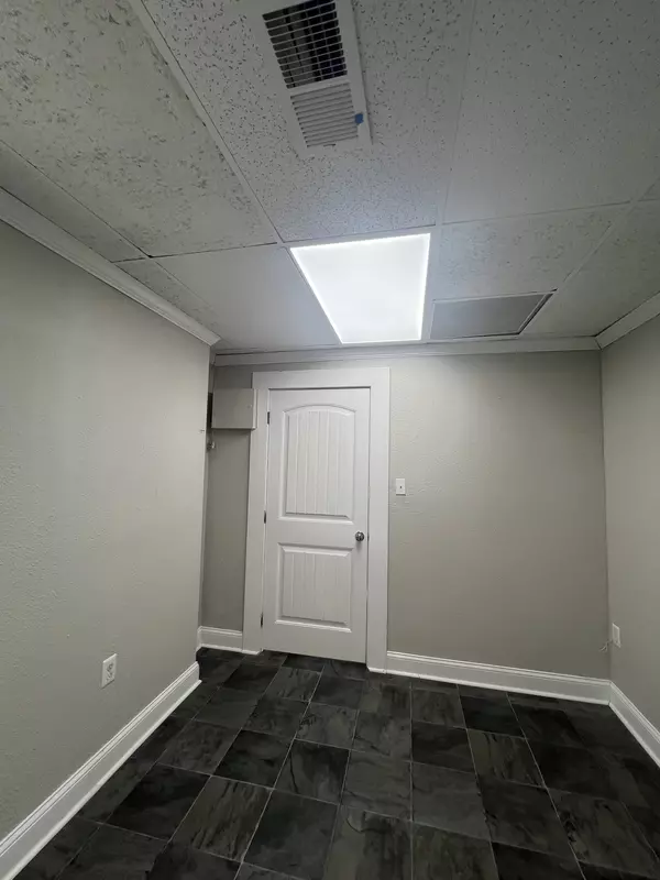 Clarksville, TN 37040,1379C Ashland City Rd