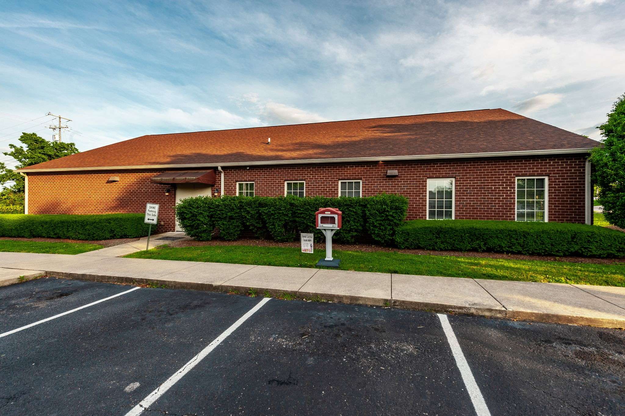 Hendersonville, TN 37075,20 Executive Park Dr