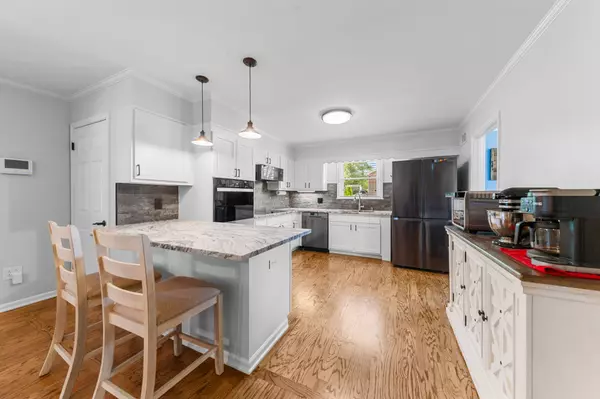 Columbia, TN 38401,916 Lion Pkwy