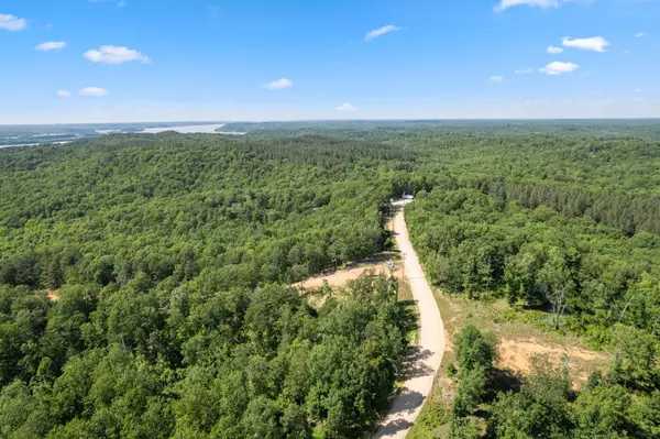 Waverly, TN 37185,795 Bear Creek RD