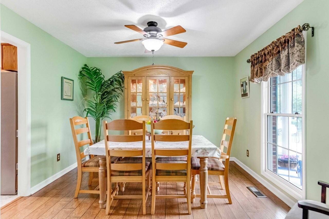 Hopkinsville, KY 42240,1509 Oak Ridge Ct