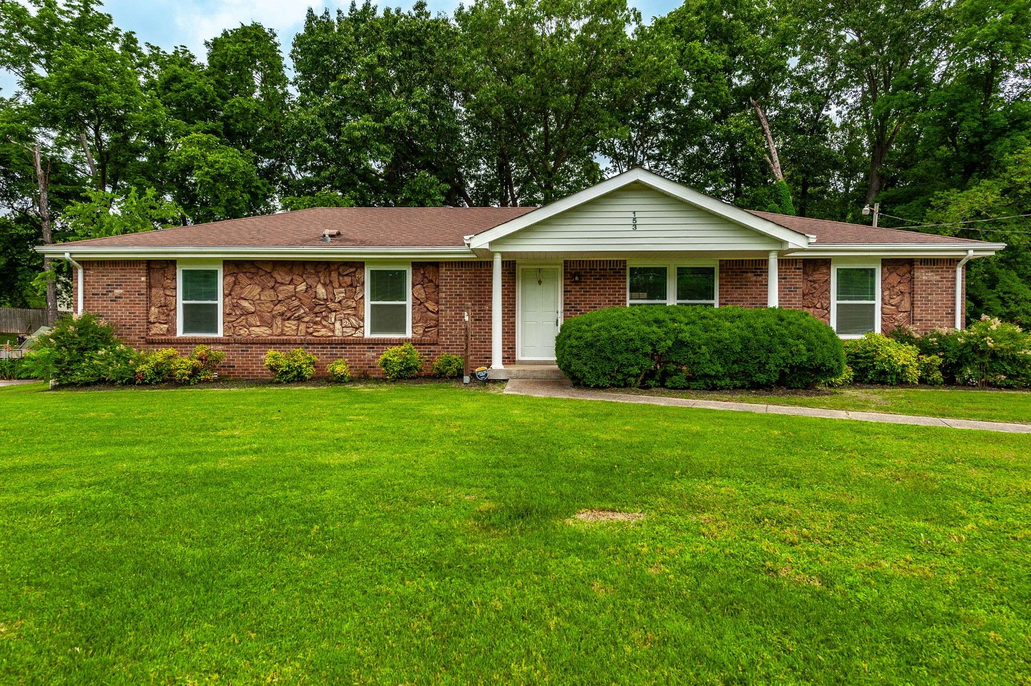 153 Lexington Dr, Clarksville, TN 37042