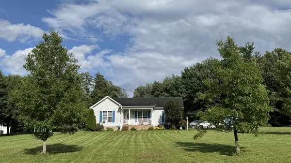 3366 Dobbins Pike, Portland, TN 37148