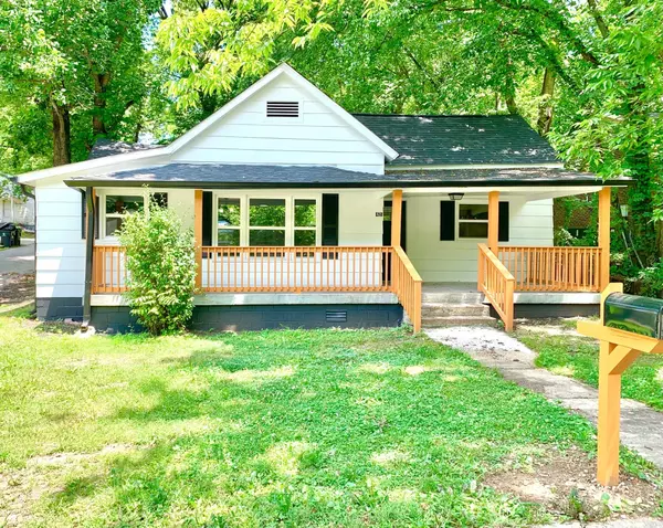 421 Poston St, Clarksville, TN 37040