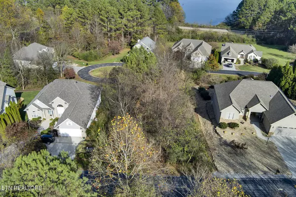 306 Awohili Lane, Loudon, TN 37774