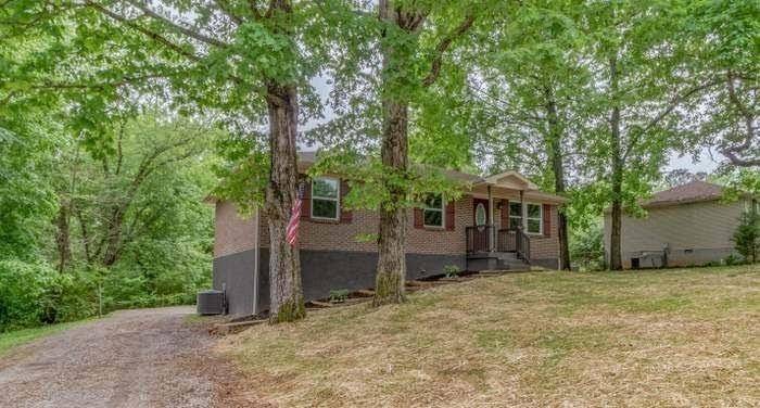 728 LAFAYETTE RD, Clarksville, TN 37042