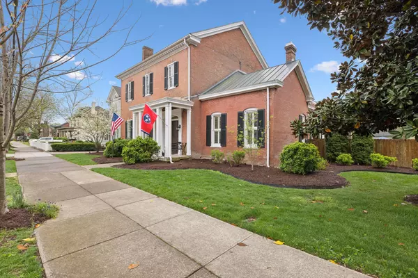 224 3rd Ave #S, Franklin, TN 37064