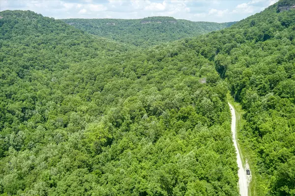 Jamestown, TN 38556,2 Apache Road