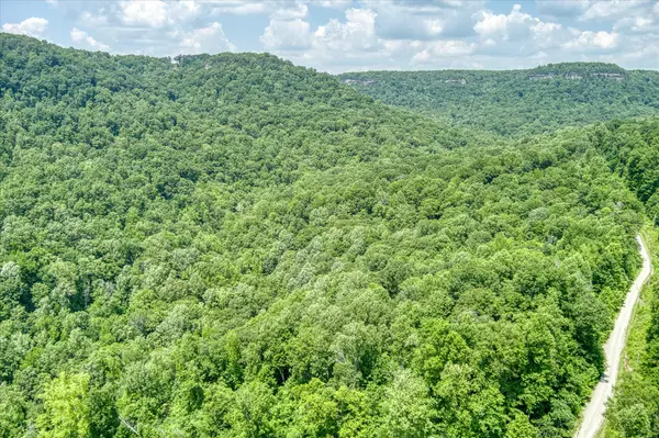 Jamestown, TN 38556,2 Apache Road
