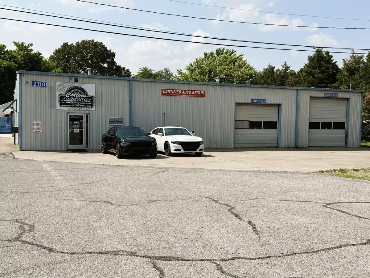 Clarksville, TN 37040,2110 Wilma Rudolph Blvd