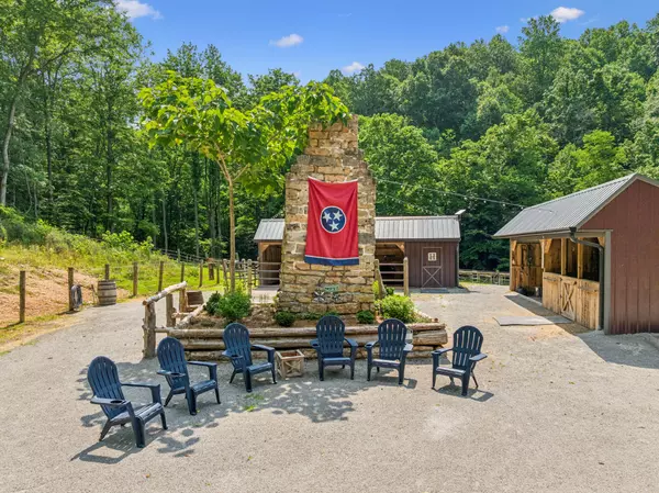 Columbia, TN 38401,2806 Haywood Hollow Rd