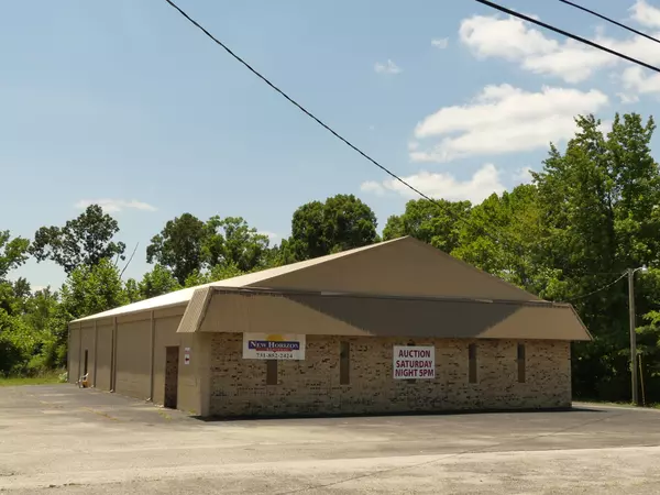 Parsons, TN 38363,3148 Highway 412 #E