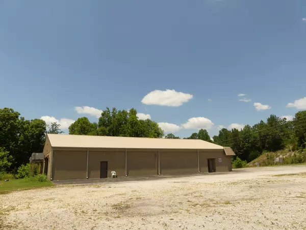 Parsons, TN 38363,3148 Highway 412 #E