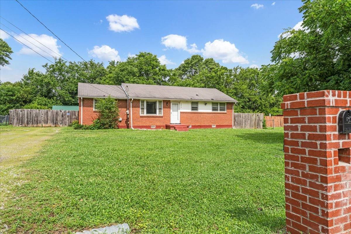 Murfreesboro, TN 37130,806 Hunt St