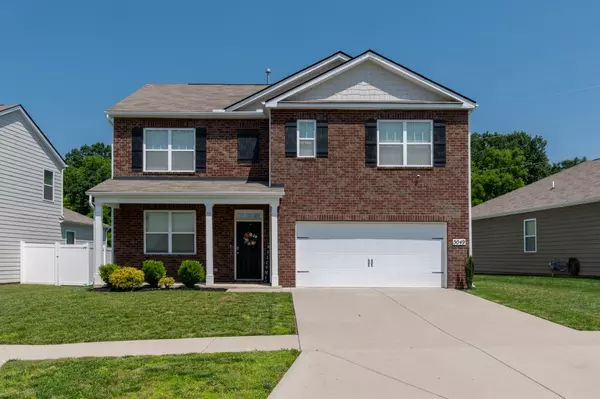 5049 Hunters Village Dr, Lebanon, TN 37087