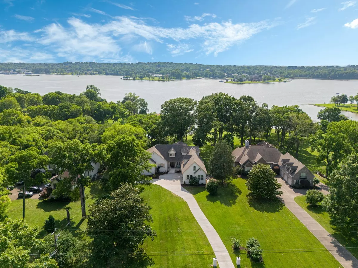 Hendersonville, TN 37075,238 Lake Terrace Dr