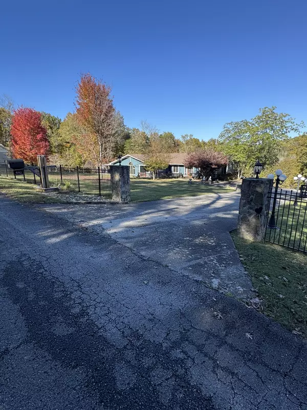 Woodbury, TN 37190,692 Tanglewood Dr