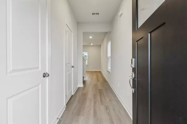 Nashville, TN 37207,4232 Skyridge Dr