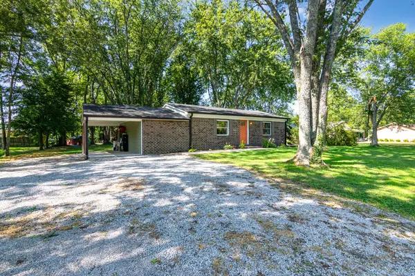 Cedar Hill, TN 37032,349 Dawn Dr