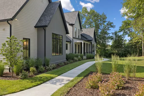 Nashville, TN 37215,4530 Everett Dr