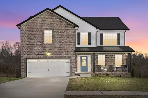 717 Banister Dr, Clarksville, TN 37042