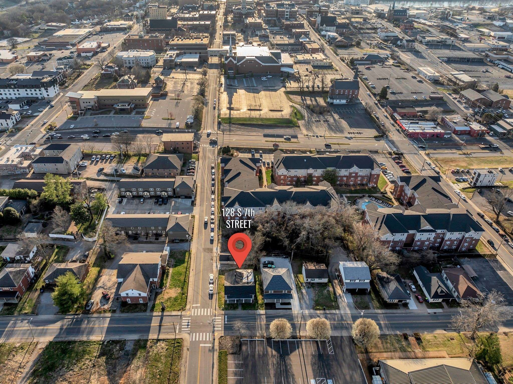 Clarksville, TN 37040,128 S 7th St
