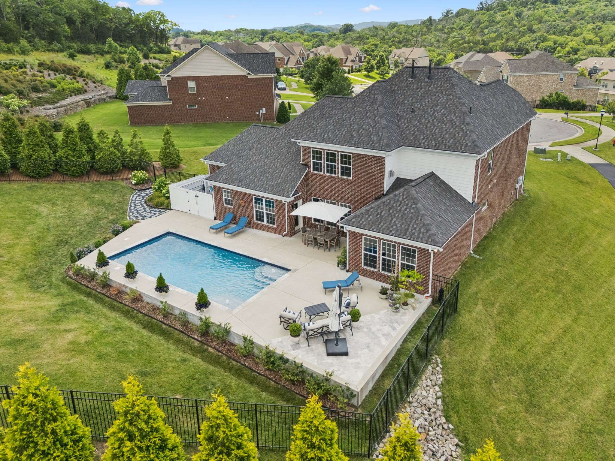 9371 Bournsmouth Ct, Brentwood, TN 37027