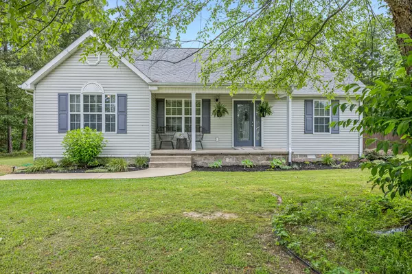 123 Hubbard St, Hohenwald, TN 38462