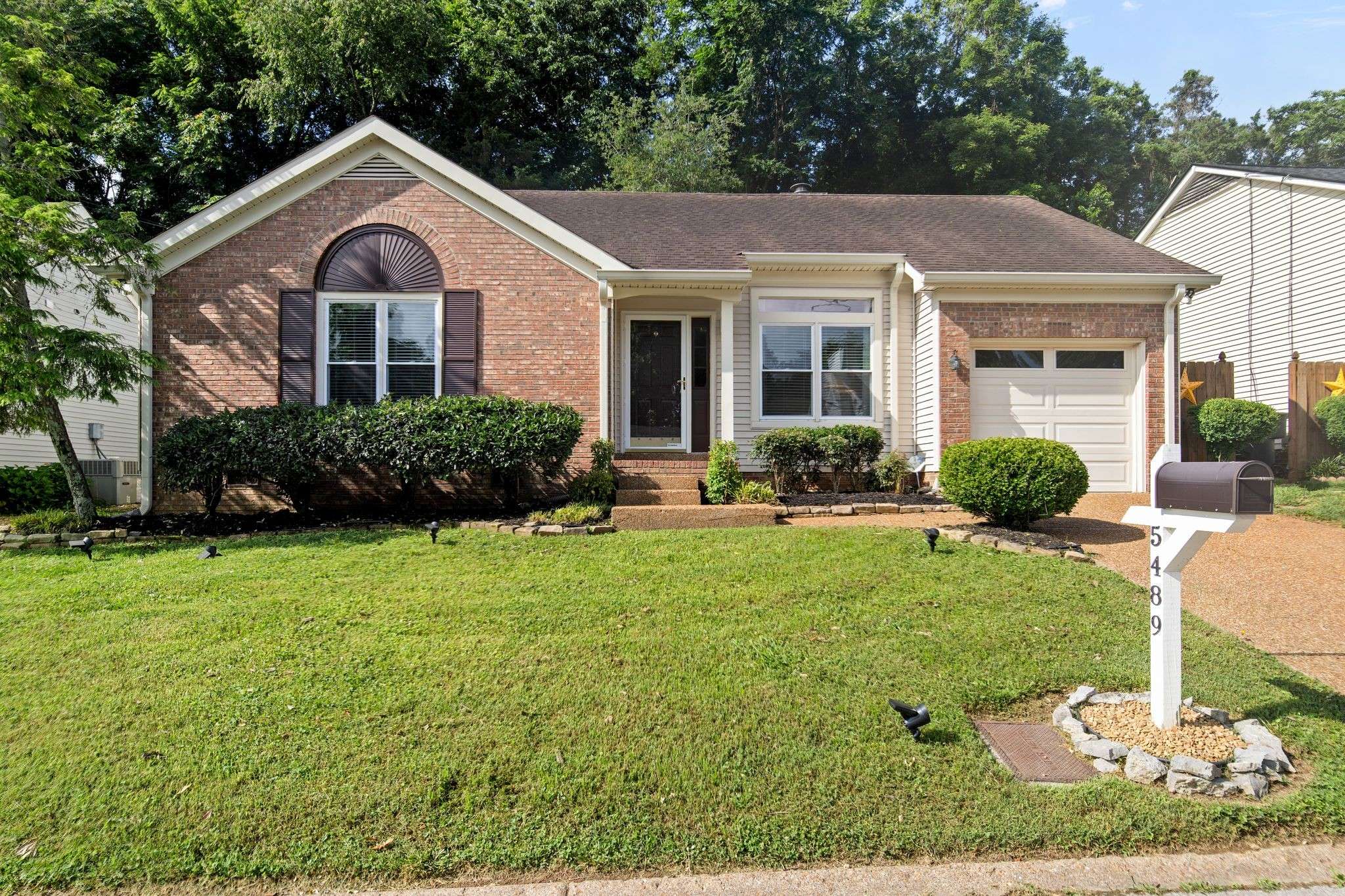 Nashville, TN 37211,5489 Village Way