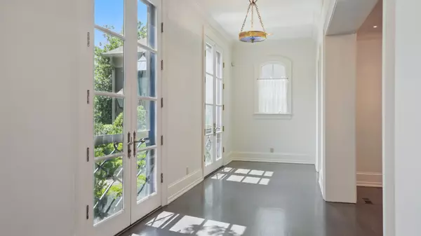 Nashville, TN 37215,4345 Chickering Ln