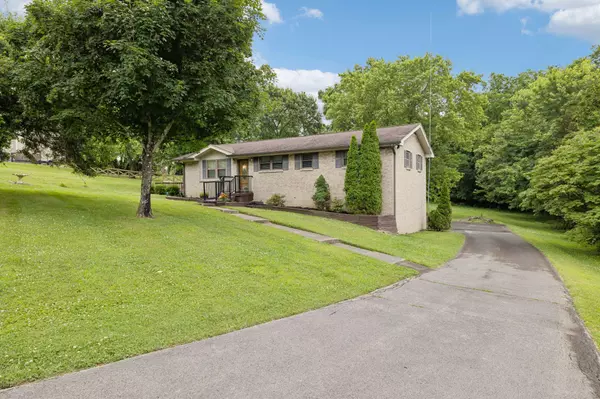 Old Hickory, TN 37138,324 Hickory Dr