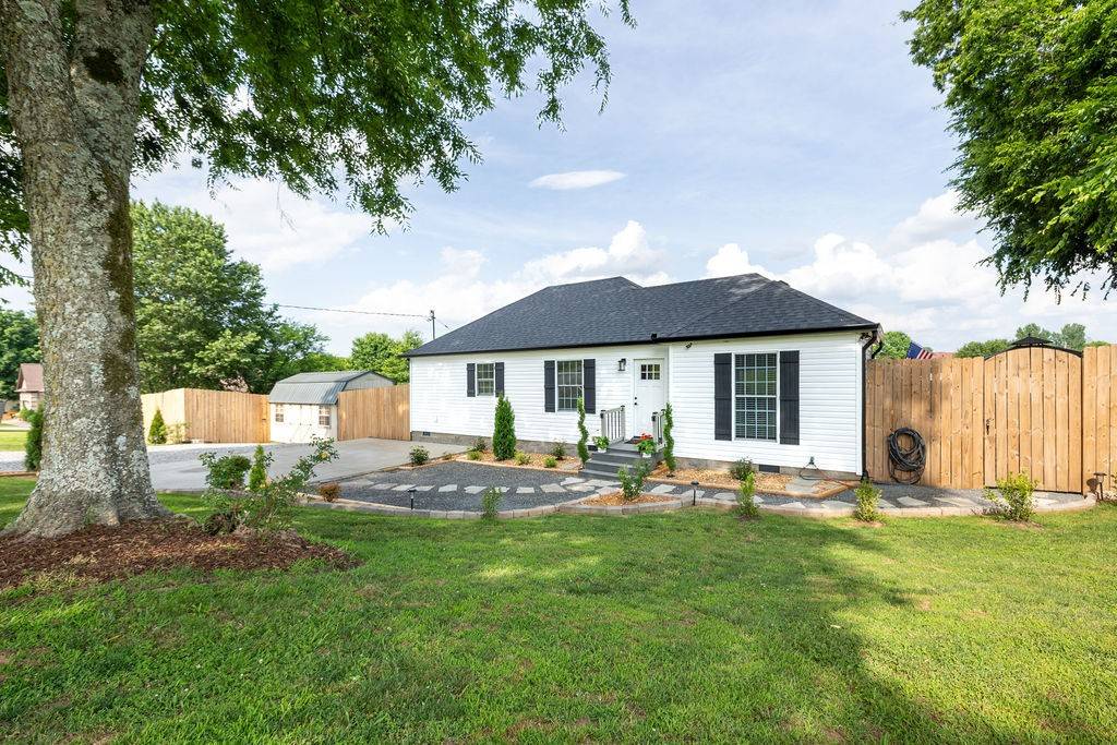 1534 Richmond Rd, Columbia, TN 38401