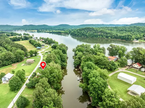 Decaturville, TN 38329,91 Creekside View Ln